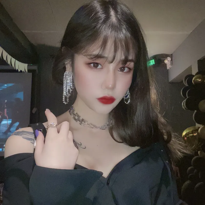 Geometric Rhinestone Choker